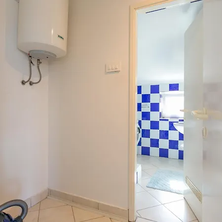 Seget Vranjica 14409a Apartment *