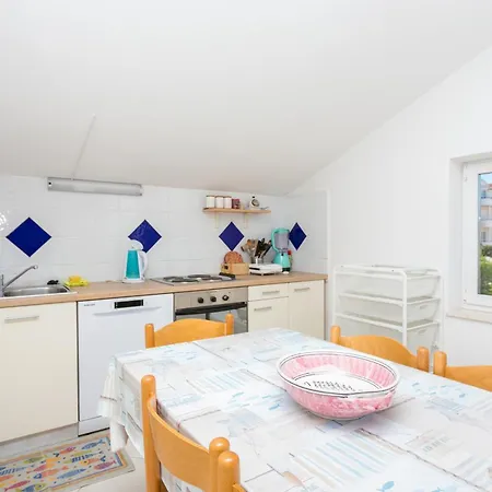 Seget Vranjica 14409a Апартаменти