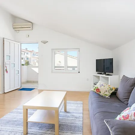 Apartment Seget Vranjica 14409a